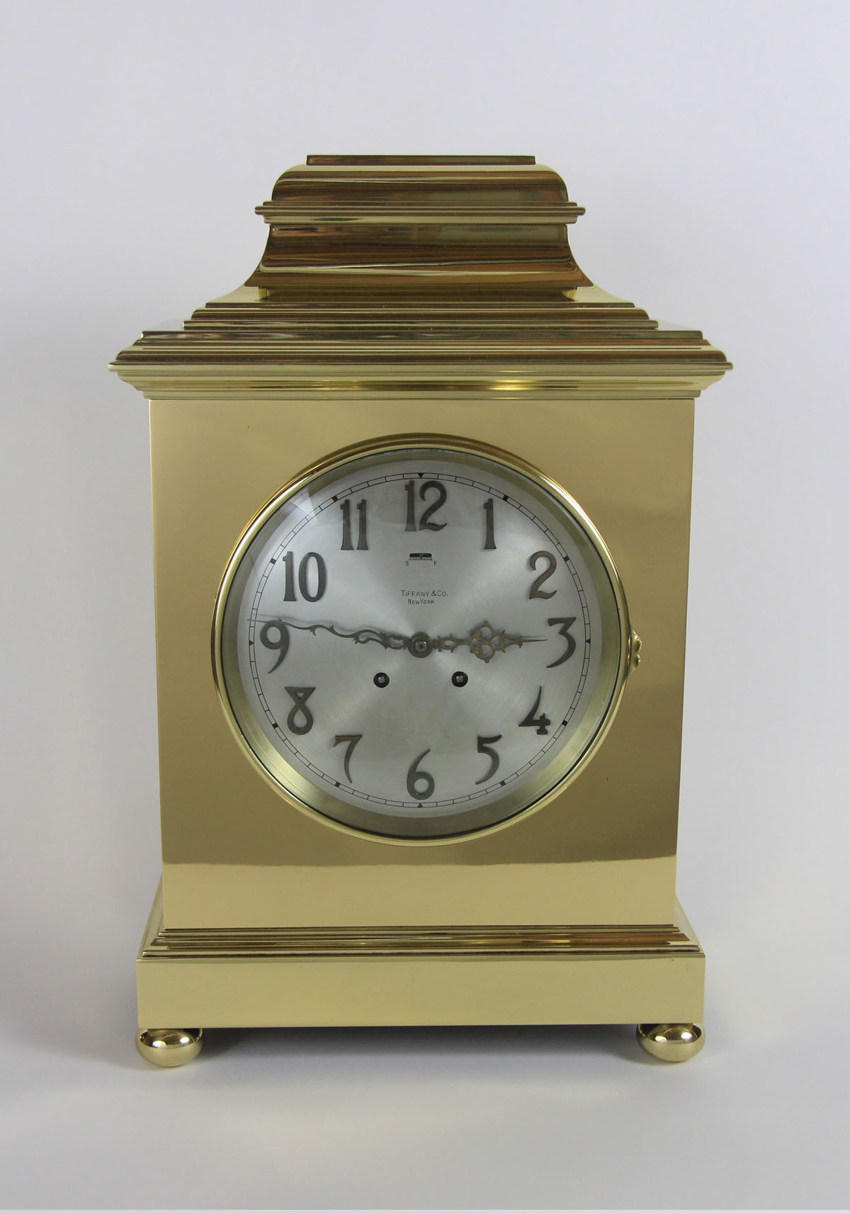 Chelsea 8 inch Special Dial  inchWindsor inch Shelf Clock